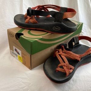 Women’s chacos